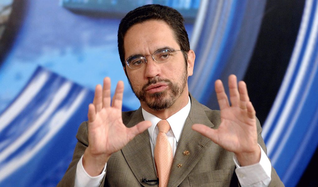 Maurício Rands: “Não há uma decisão final”