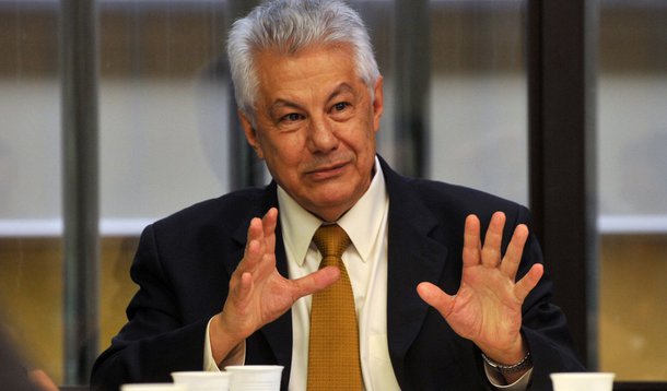 Chinaglia é o novo líder do governo na Câmara