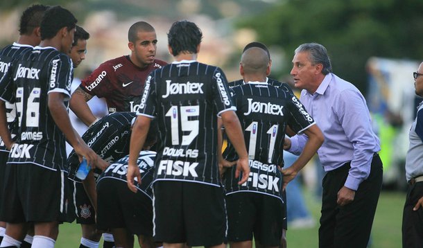 Corinthians empata com Comercial nos acréscimos