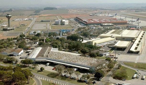 Viracopos passa a ser administrado pela iniciativa privada