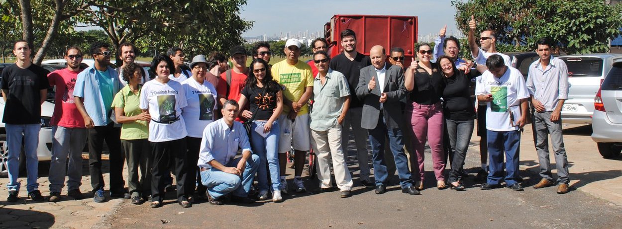 Comissão coleta assinaturas contra mudança no Plano Diretor