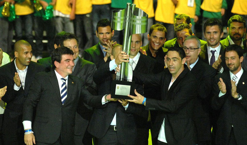 CBF premia os melhores do Brasileirão