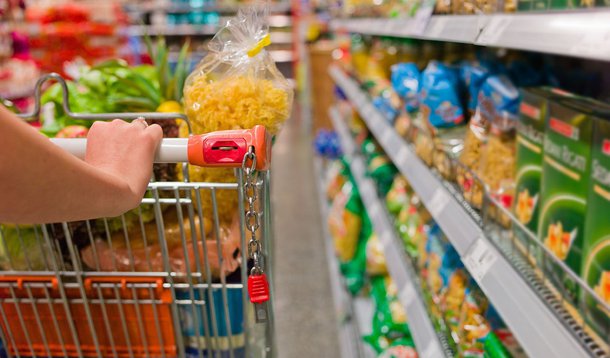 São Paulo continua com a cesta básica mais cara