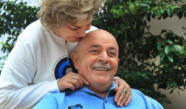 Lula já voltou a trabalhar