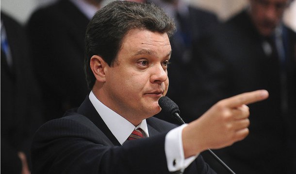 Relator promete indiciar quem ficou calado na CPI