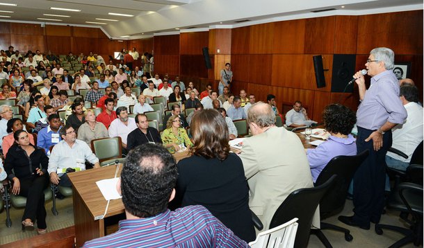 PT reúne lideranças para celebrar crescimento