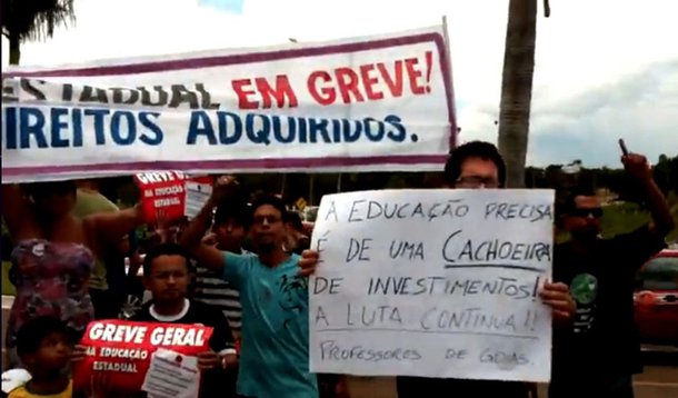 ‘Marconi, bicheiro, devolve o meu dinheiro’