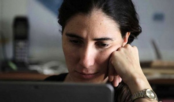 Depois de detida em Havana, Yoani é solta e tuíta