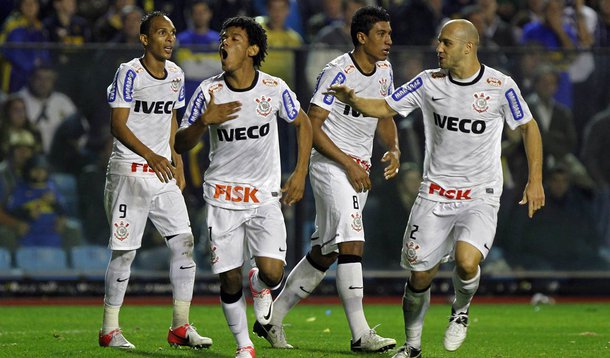 Gol de Romarinho cala Boca e motiva Corinthians