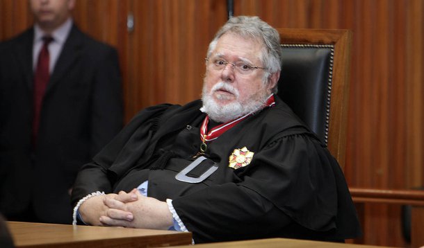 TJ nega desbloqueio de bens de Bittencourt, que volta ao cargo