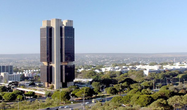 Estímulos econômicos atenuam efeitos da crise