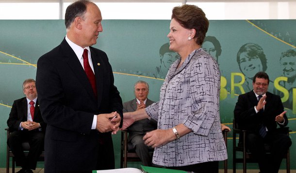Ministro assume Desenvolvimento Agrário com clima tenso no campo