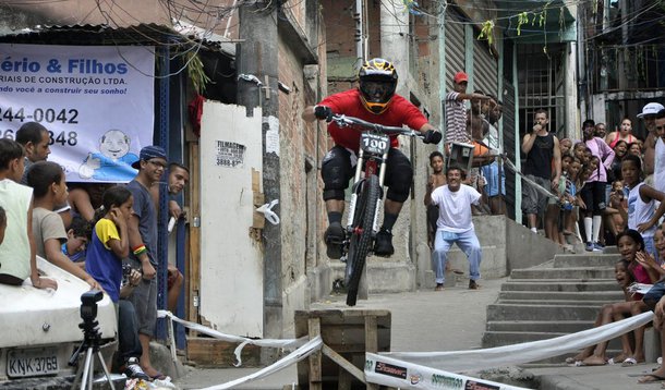 Descendo o morro em alta velocidade