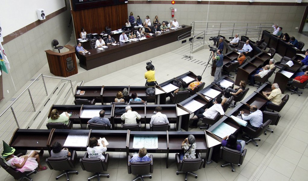 Justiça libera verba indenizatória na Câmara de BH