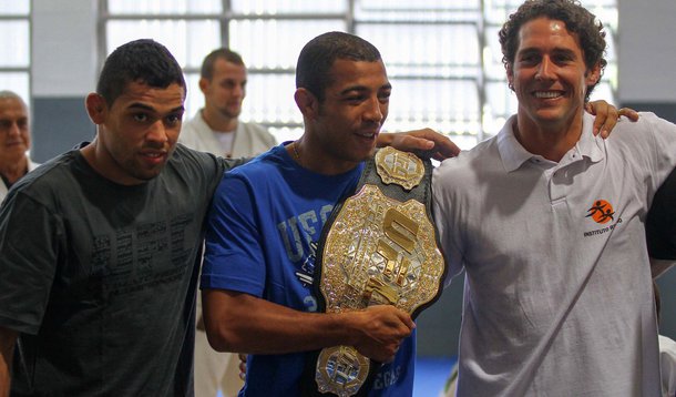 Flávio Canto e UFC firmam parceria no Instituto Reação