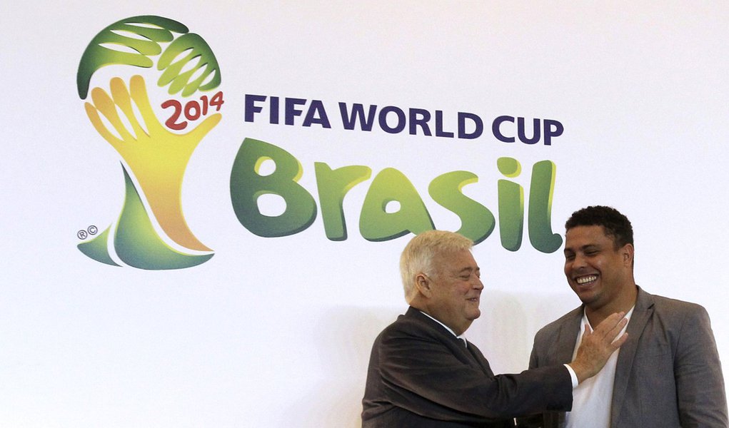 Ronaldo nega tráfico de influência em organização da Copa