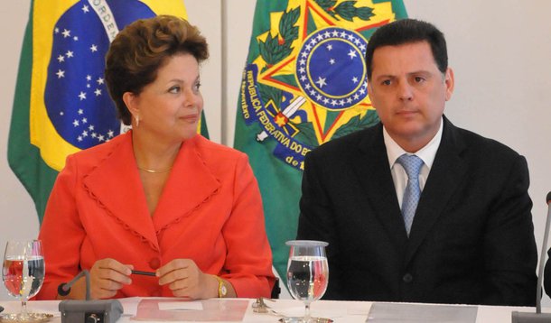 Perillo elogia postura republicana de Dilma