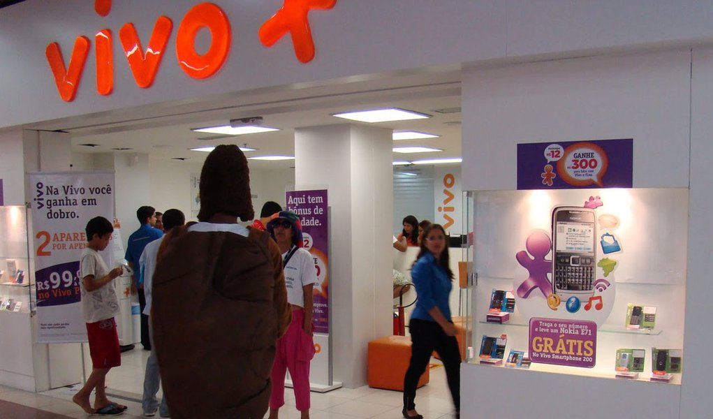 Lucro da Telefônica Brasil decepciona