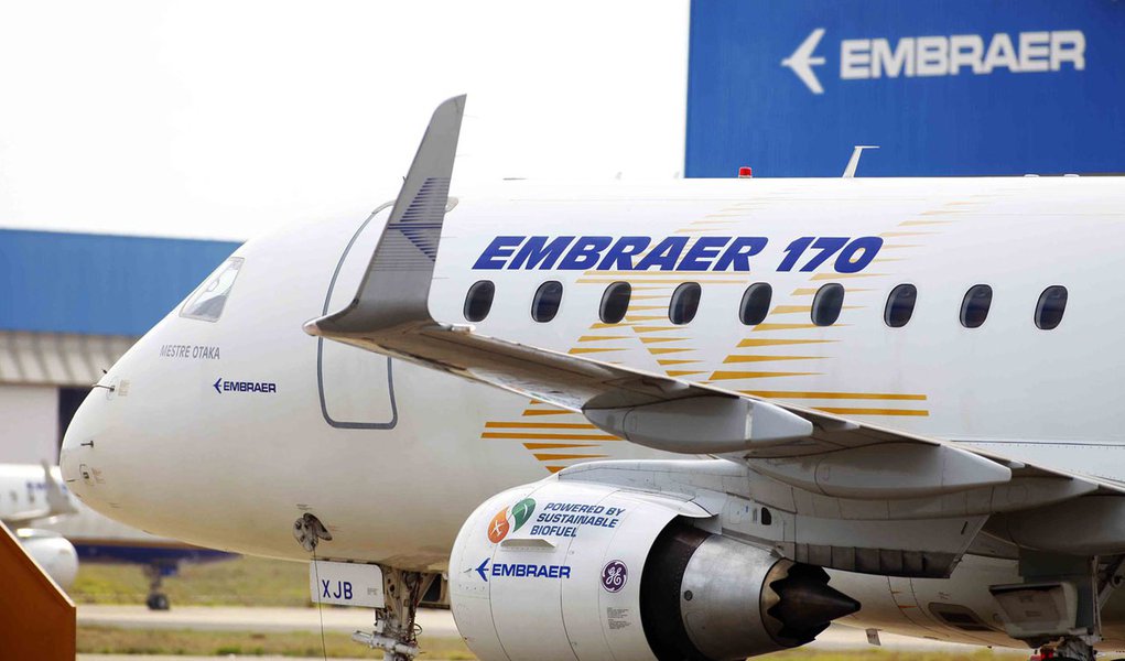 Embraer e Boeing vão desenvolver maior avião brasileiro