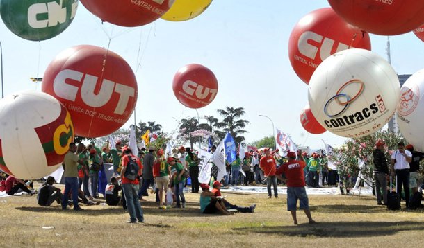 Governo marca nova reunião com centrais sindicais