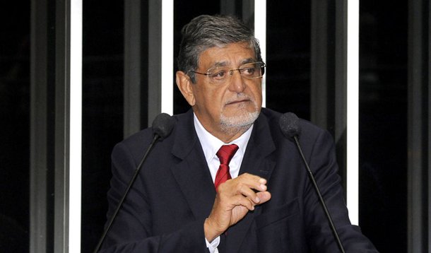 Tucano que julgará Demóstenes atuou para o jogo do bicho