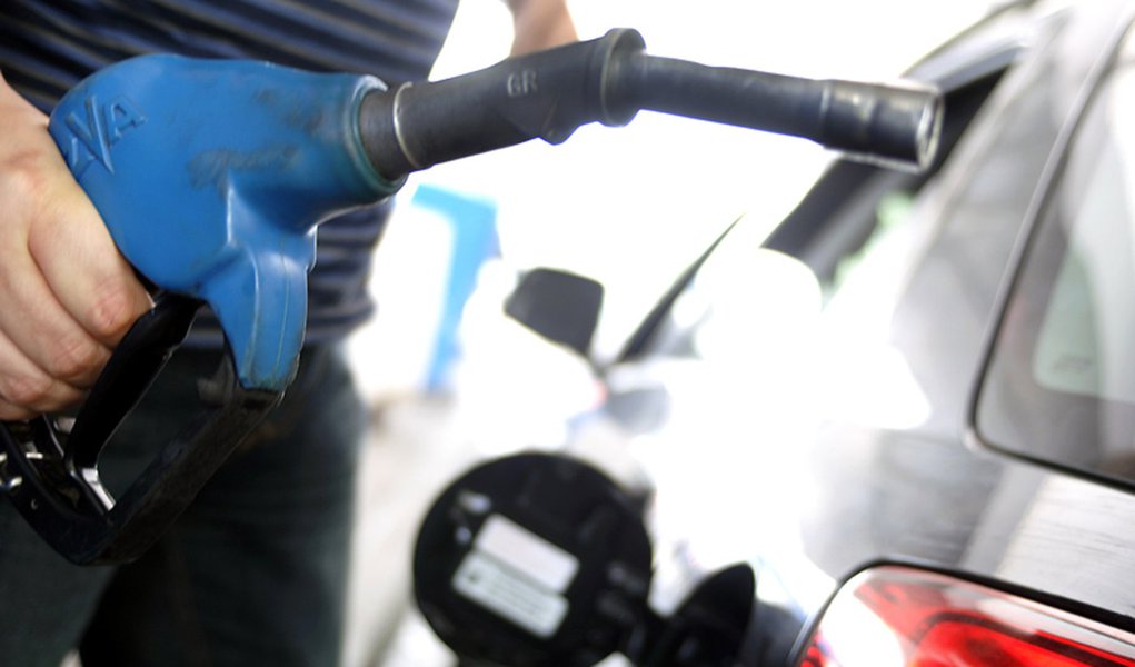 Sindicato confirma que gasolina não aumenta na bomba