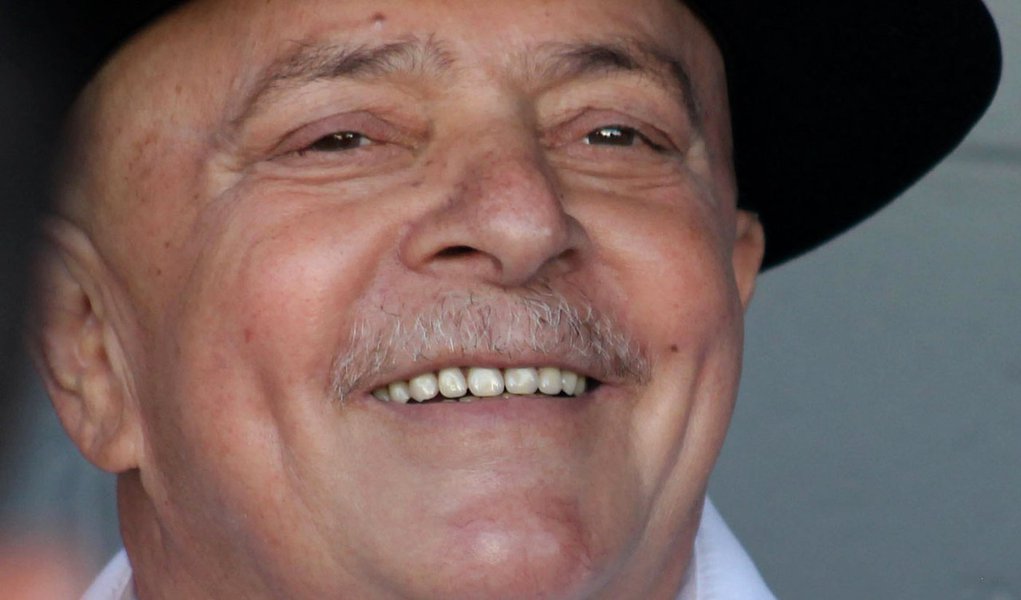 Lula apresenta melhora, mas não há previsão de alta