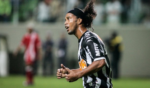 Atlético goleia e Minas domina o Brasileirão