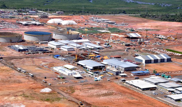 Paralisação na refinaria e na petroquímica em Suape