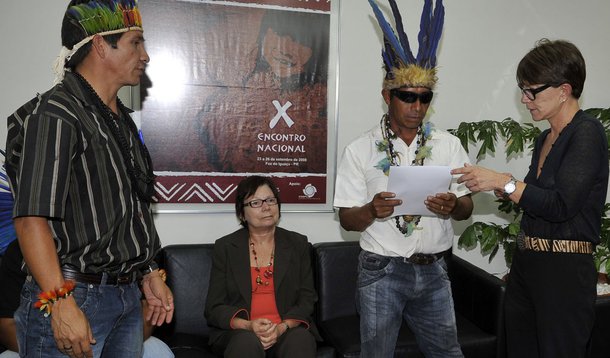 Índios Guarani Kaiowá querem pressa na demarcação