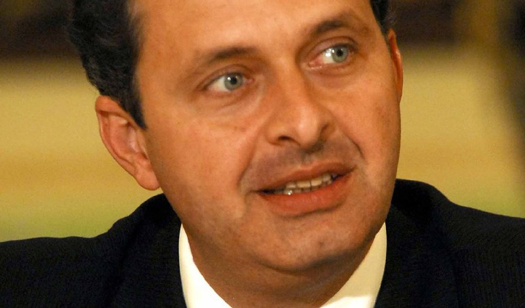 Vaga de vice em 2014 escorrega para o PSB