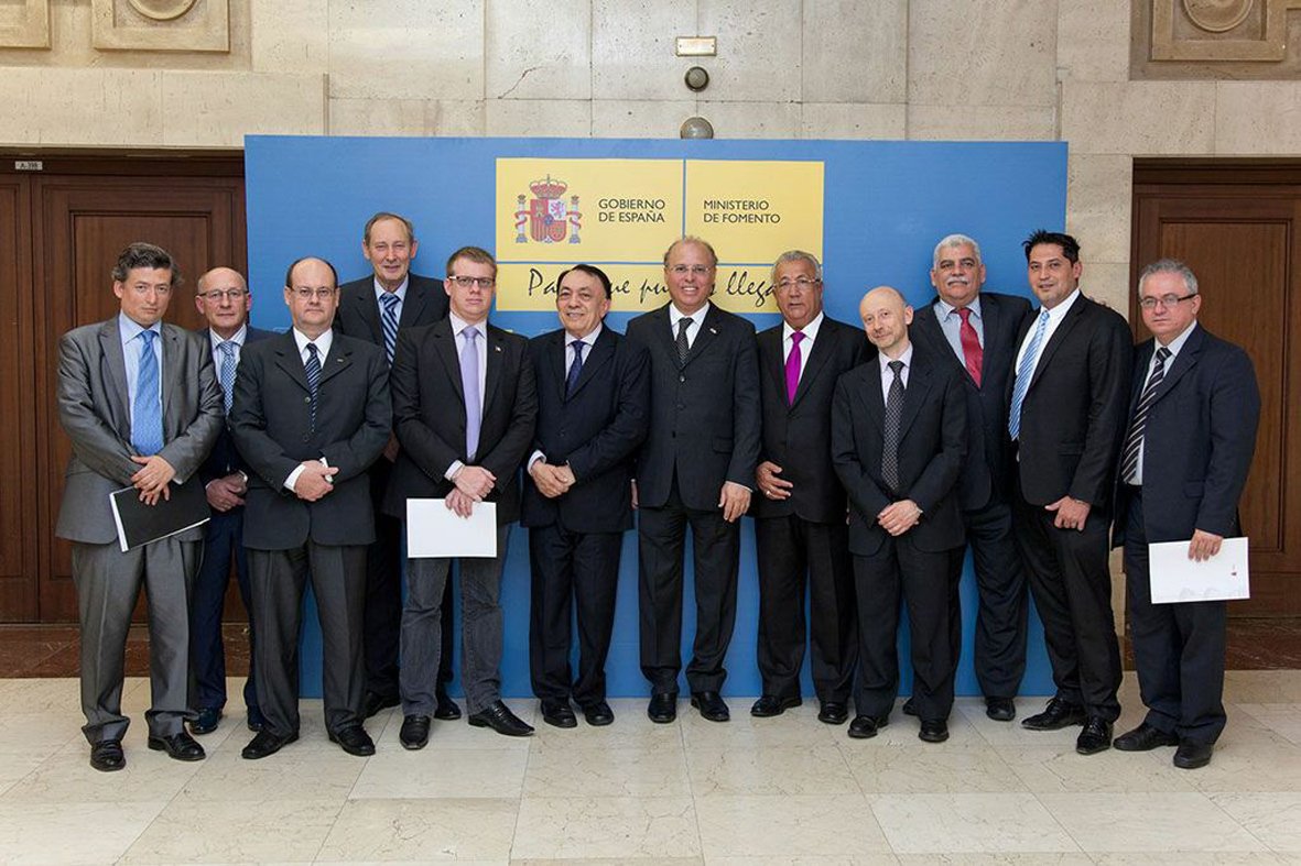 Jackson reúne-se com investidores de transporte e infraestrutura