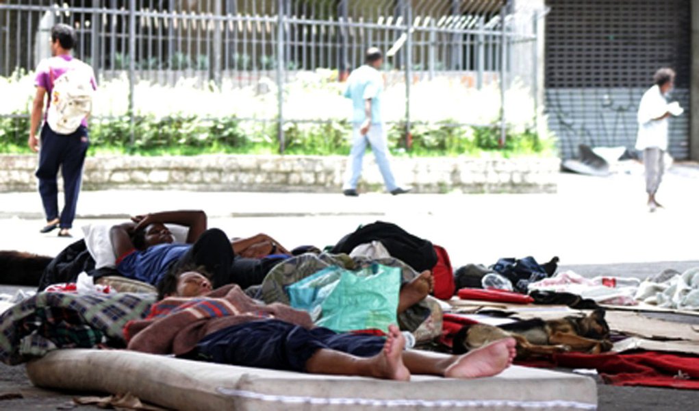 Minas Gerais lidera em crimes a moradores de rua