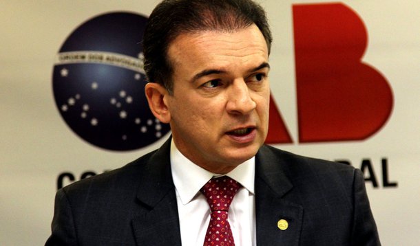 Fim do teto salarial preocupa governo