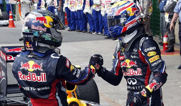 Sob suspeita de jogo de equipe, Webber vence GP Brasil