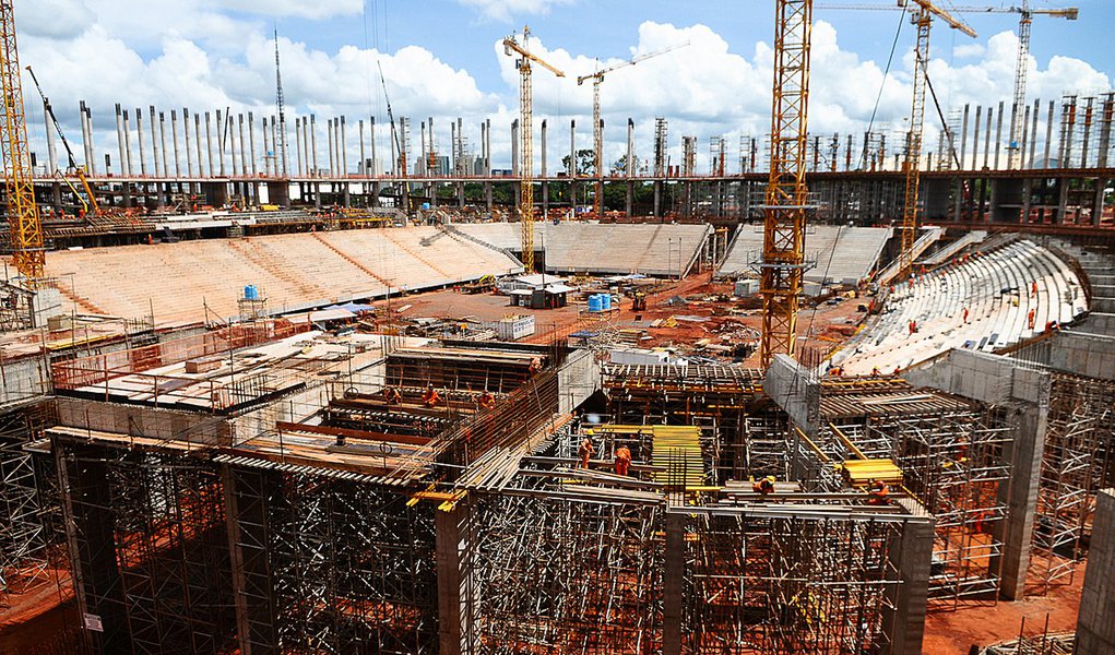 Estádio da Copa em Brasília pode ficar R$ 360 milhões mais barato