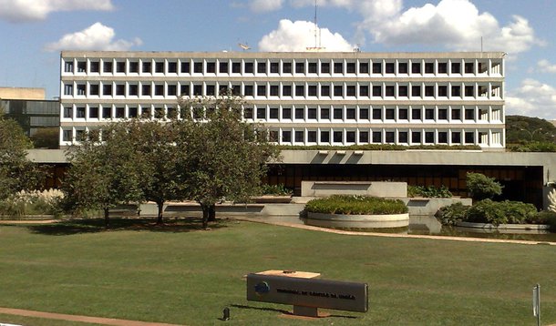 TCU aponta 486 fichas-sujas em Minas Gerais