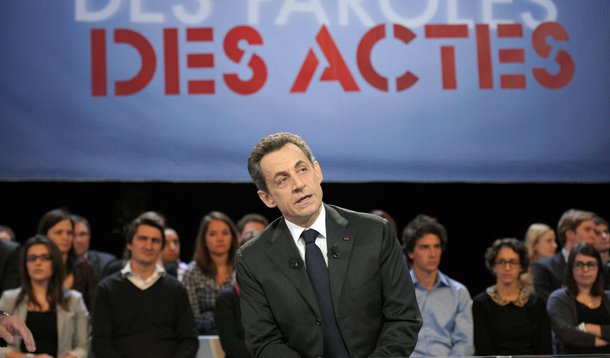 Sarkozy endurece discurso contra imigrantes