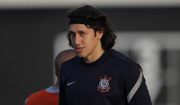 '100%' na Libertadores, Cássio garante foco contra Santos