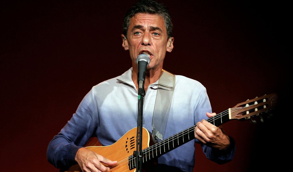 Vendas de ingressos para Chico Buarque começam amanhã