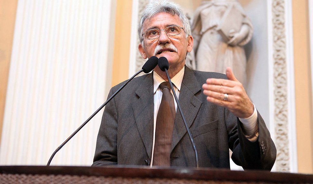 PCdoB não diz não ao bloco alternativo