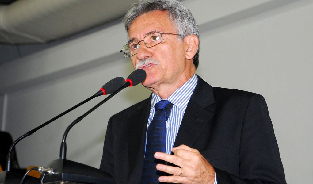 Luciano Siqueira: o elo de ligação entre PT e PSB?