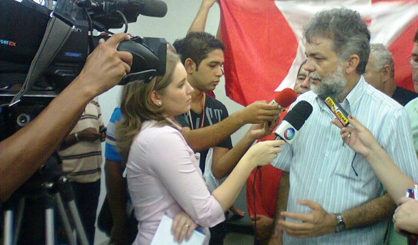 Dirigente do PT quer a legenda no governo do PSB