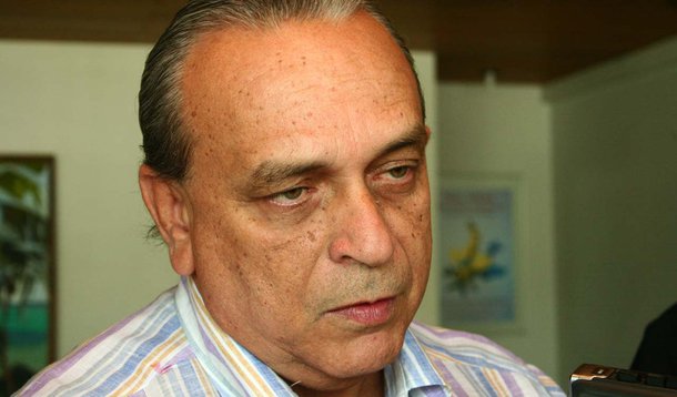 Sérgio Guerra é internado novamente