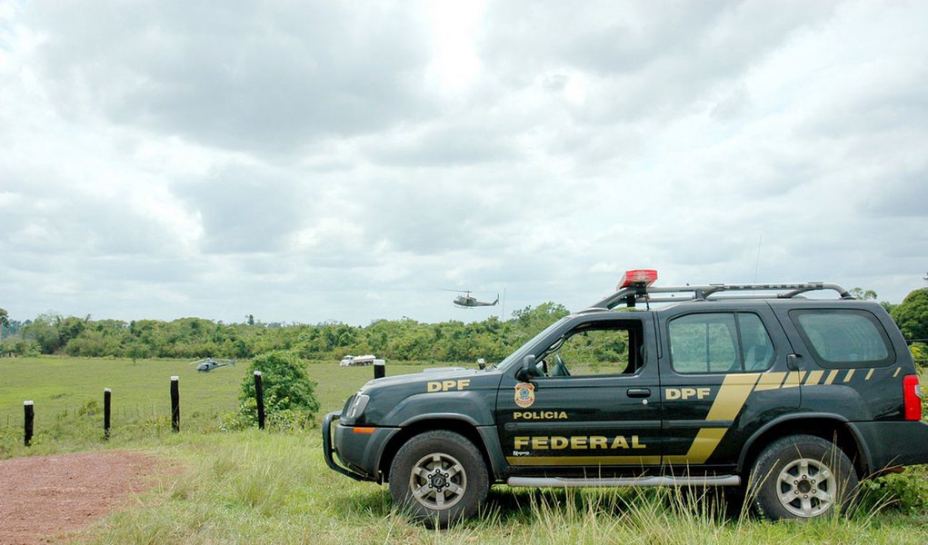 Operação da PF contra tráfico faz buscas em 11 Estados