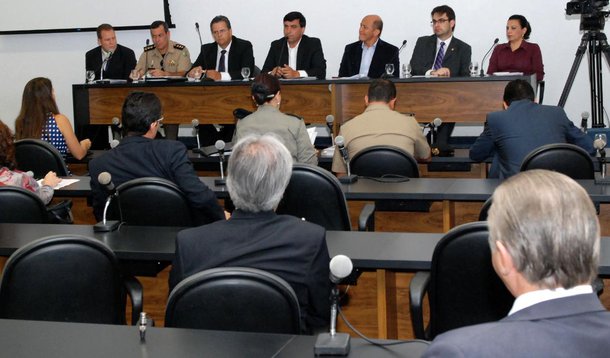 Audiência pública debate venda de imóveis do Estado