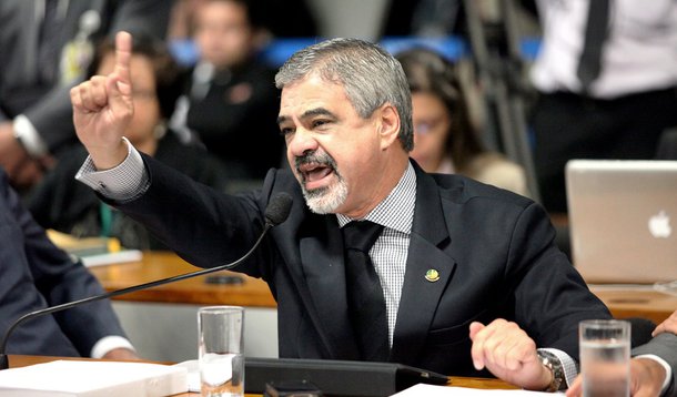 Os três argumentos para a cassação de Demóstenes