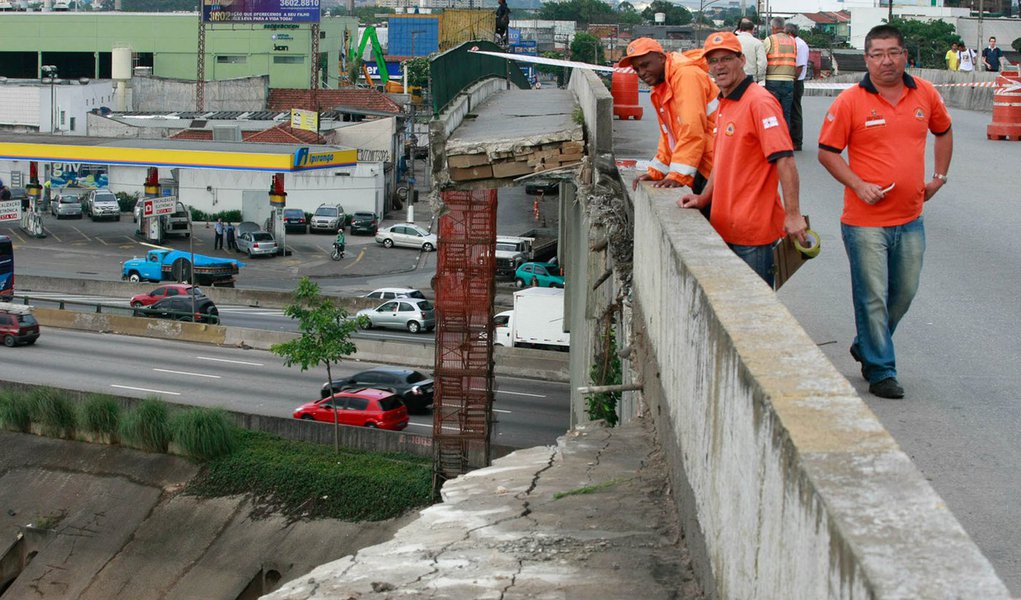 Ponte dos Remédios é interditada