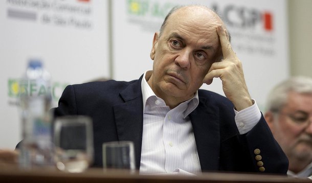PSDB causa racha com ameaça de dissolver Executiva