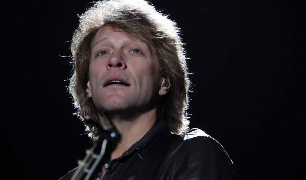 Bon Jovi vira cinquentão